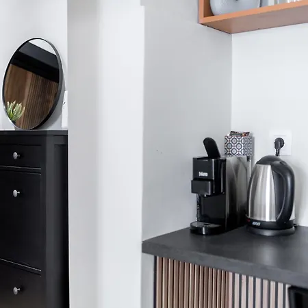 Center Gem - 5 Guests 아파트 *