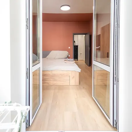 Center Gem - 5 Guests * 瓦爾納