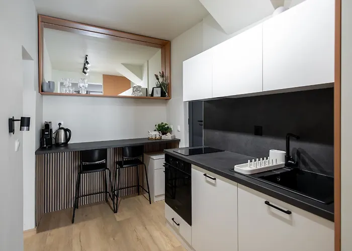 Center Gem - 5 Guests Lägenhet