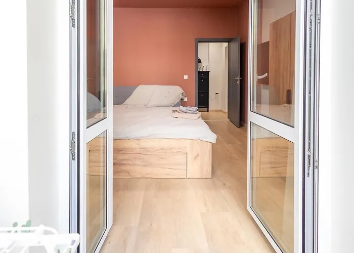 Center Gem - 5 Guests * Varna